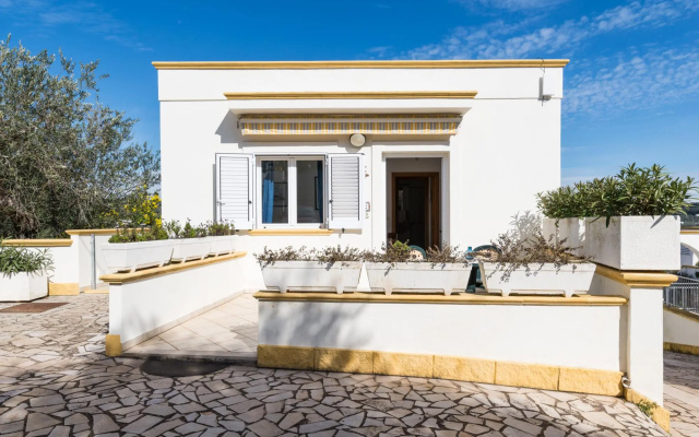 Casa Mimosa C a Villa Safi con Piscina