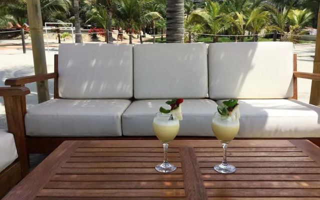 Hotel Punta Camarón Bungalows & Suites