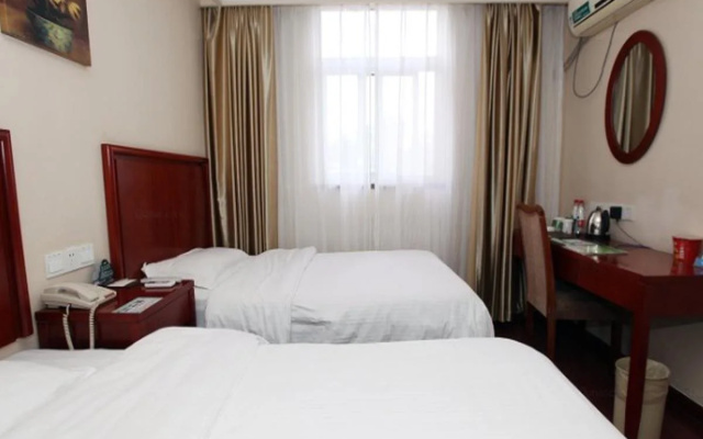 GreenTree Inn Nanjing Xinjiekou Wangfu Avenue Express Hotel