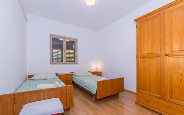 Apartment Villa Bešker