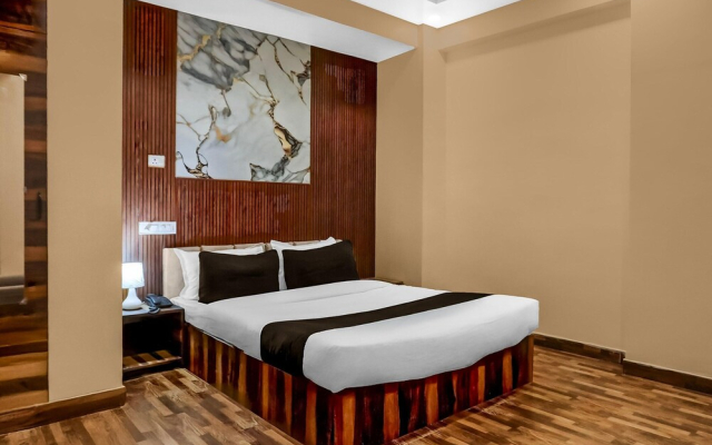 Deluxehotel Pranjal Inn