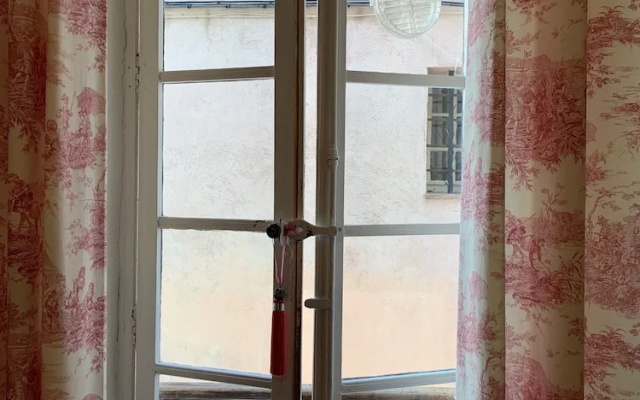 La Cle De La Porte BB