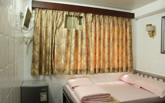 Carlton Guest House