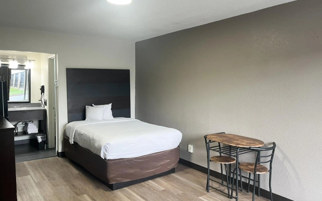 Quality Inn Airport South