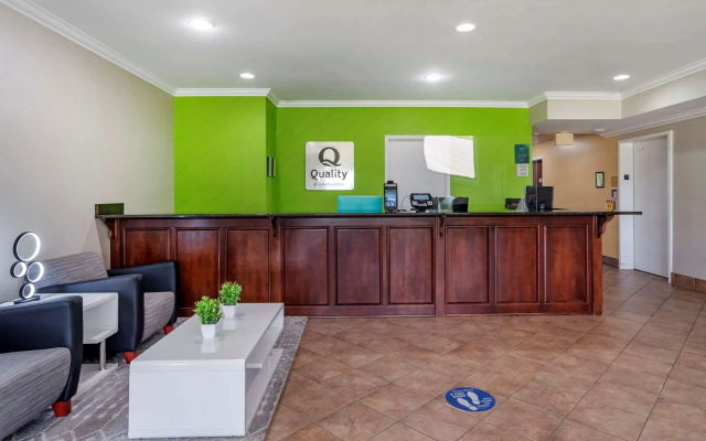 Quality Inn & Suites Demopolis