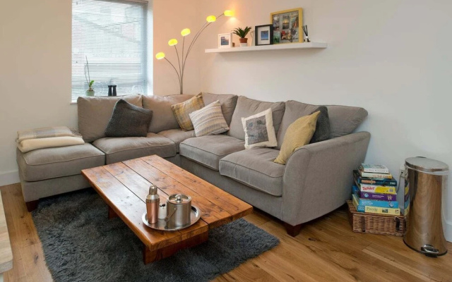 2 Bedroom City Centre Apartment