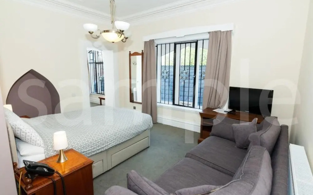 The Milverton Hotel