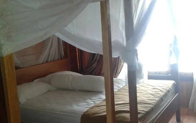 Tanta Moon Luxury Villas Siladen Island
