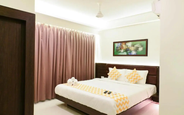 Hotel Prowell Crown