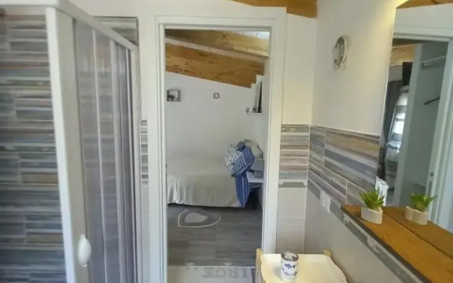 Mini suite