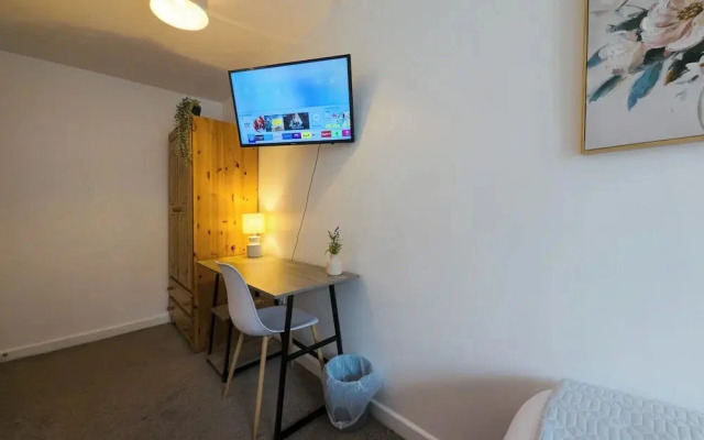 Casa Botique - Close To Gunwharf