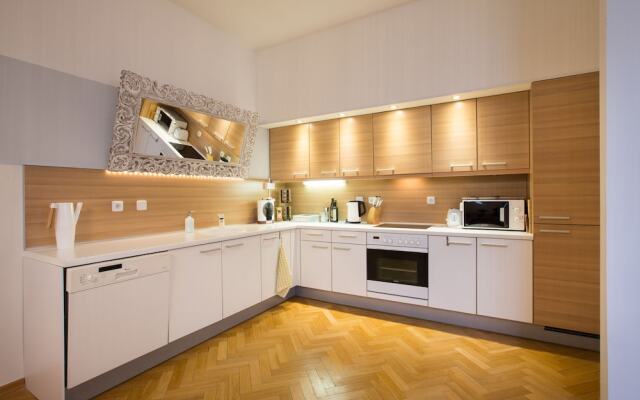 Отель Romantic Luxury in Old Town Prague Чехия, Прага - отзывы, цены и фото номеров - забронировать отель Romantic Luxury in Old Town Prague онлайн в номере