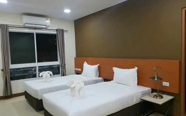 De V Loft Hotel