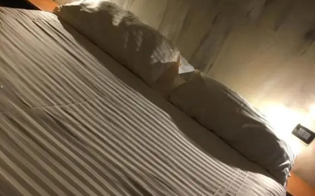 B & B La Guesthouse