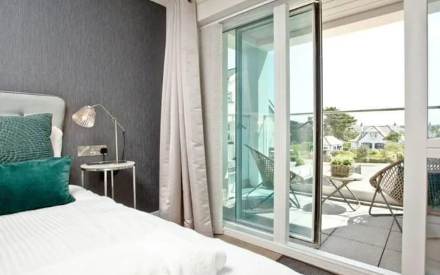 Fistral Two Bed Apartment in Pentire