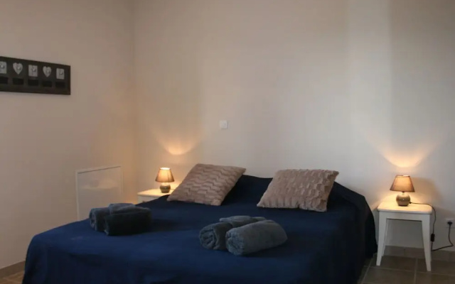 Quaint Holiday Home in Le Plan-de-la-Tour with Pool