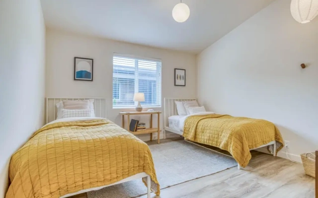 Sprig Dwelling MCA 1482