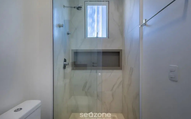 Sophisticated Stay 200m From Praia Brava - EHI