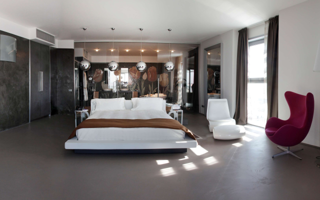 For You Hotel