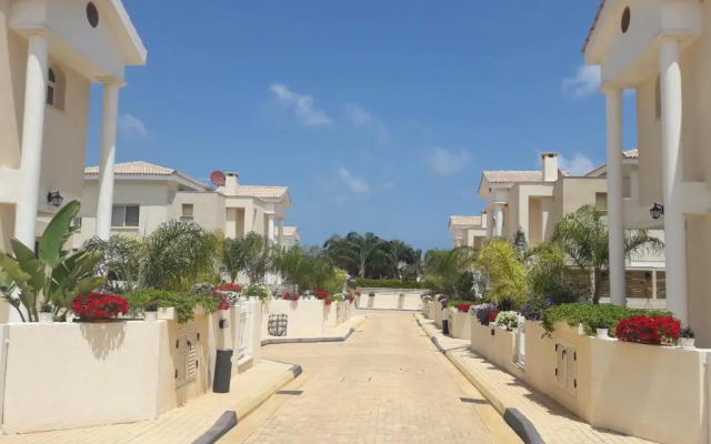 Anthorina Villa 9
