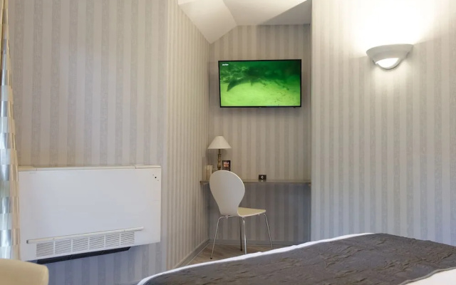 Hotel Le Chantereigne
