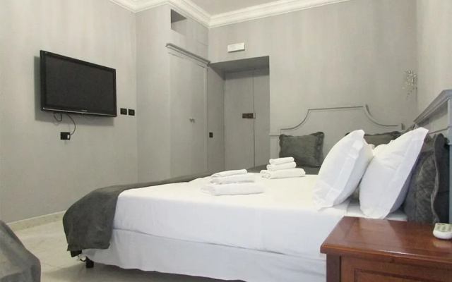 Luxury Rooms