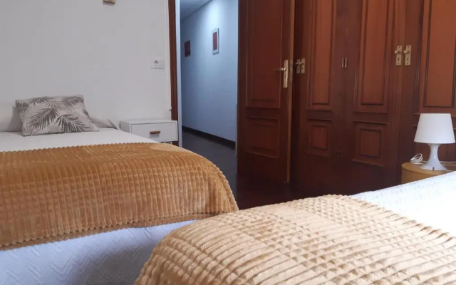 El Piso de la Placita