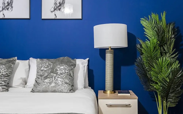 Penryn Apartment
