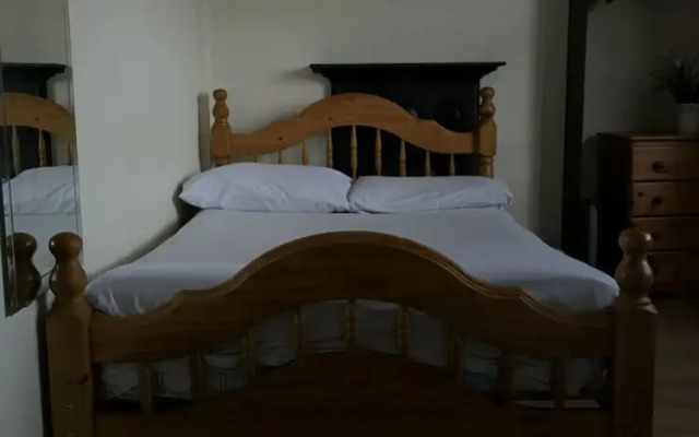 Rooms At103