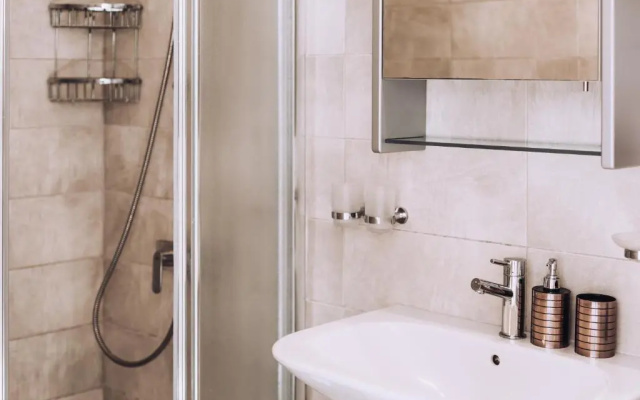 Procy 101 Ideal for Long or Short Stays