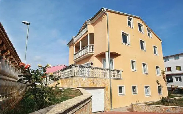 Apartment Vukadin