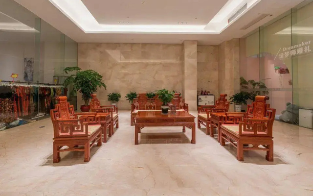Meiyuan International Hotel