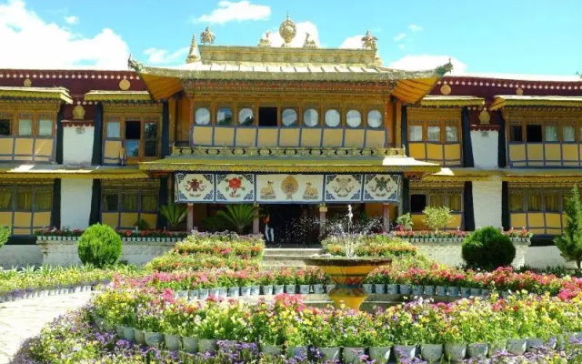 Lavande Hotels Potala Palace Najin Road