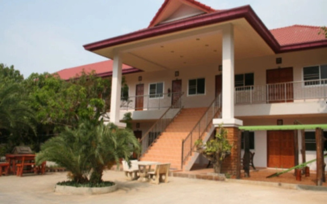 Market Motel