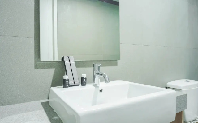 Comfortable And High Floor 1Br Paddington Heights Apartment