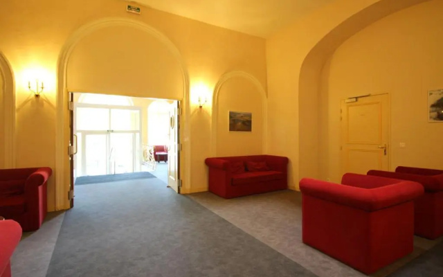 Appartement La Bourboule, 2 pièces, 5 personnes - FR-1-608-29