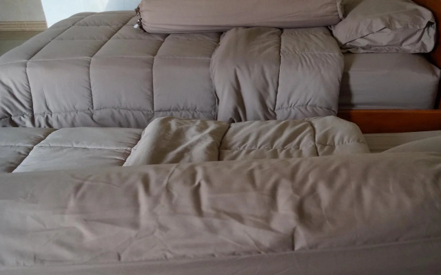 Aomsin Guesthouse