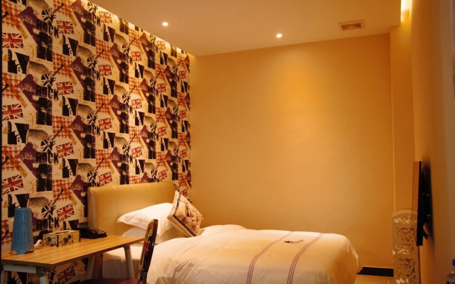 J Hotel