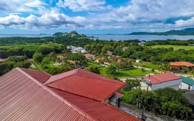 1-Bedroom Ocean-View Condo with Pool