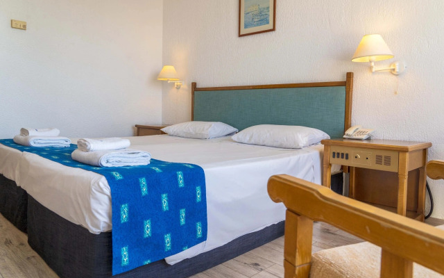 Paphos Gardens Apartment