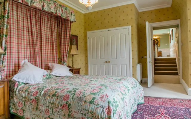 Scatwell House
