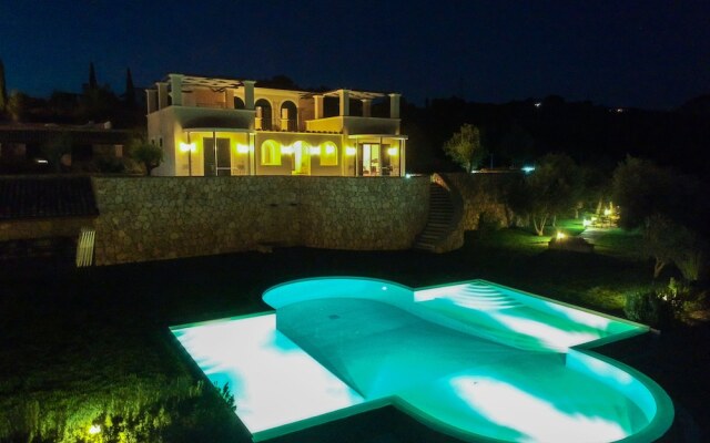 Отель Collina Degli Ulivi B&B Итри вид на фасад