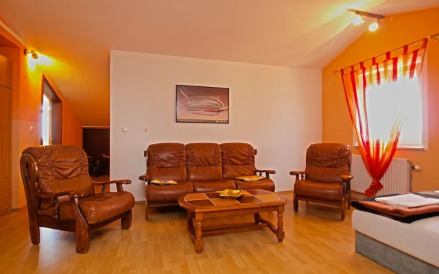 Apartment Denis 19
