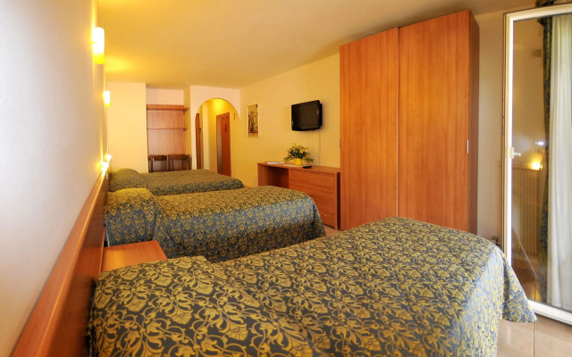 Hotel Alpen