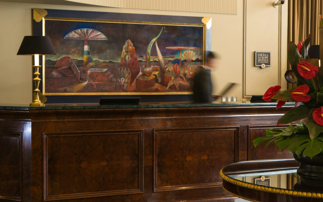 Royal Park Hotel