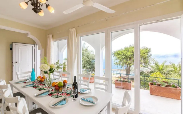 Villa Agathi with amazing view and pool