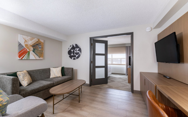 Holiday Inn Hotel & Suites London by IHG