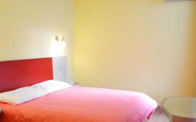 Homeinn · neo (Chongqing Wanzhou Wanda Plaza)