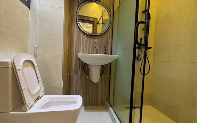Chinbell Luxury Hotel & Suites