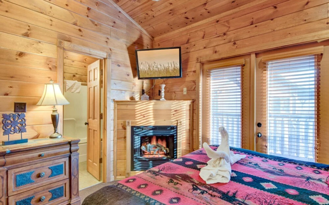 Gatlinburg Majesty by Jackson Mountain Homes